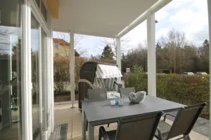 Balkon mit Strandkorb